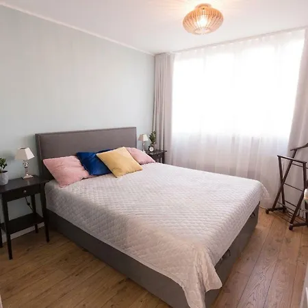 Apartment Studzienna *